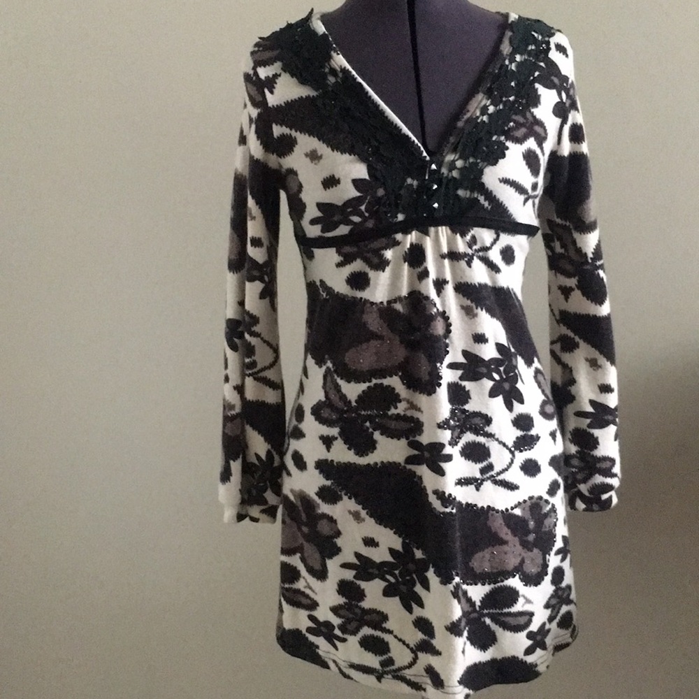 Hanako Shiratori embellished sweater dress